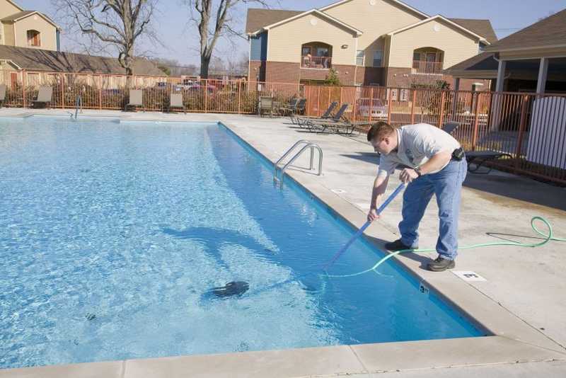 Swimming Pool Maintenance Provider