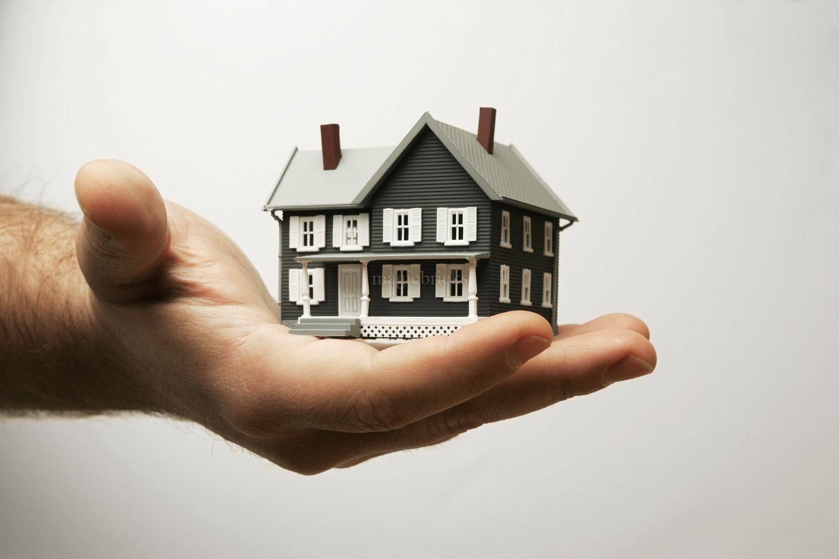 Choosing the right price for your house is key to selling it quickly